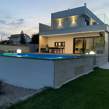 Casa Leiras * O Grove