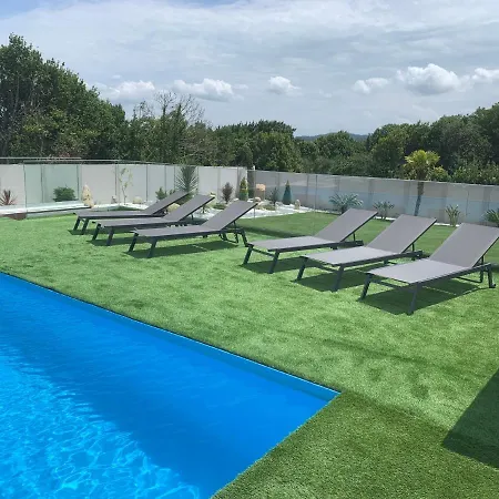 Casa Leiras