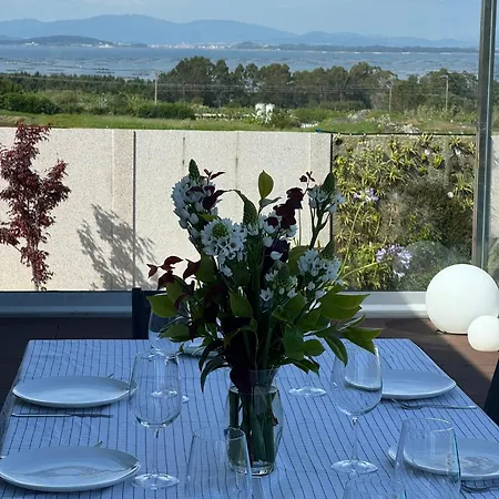 Casa Leiras Feriehus *