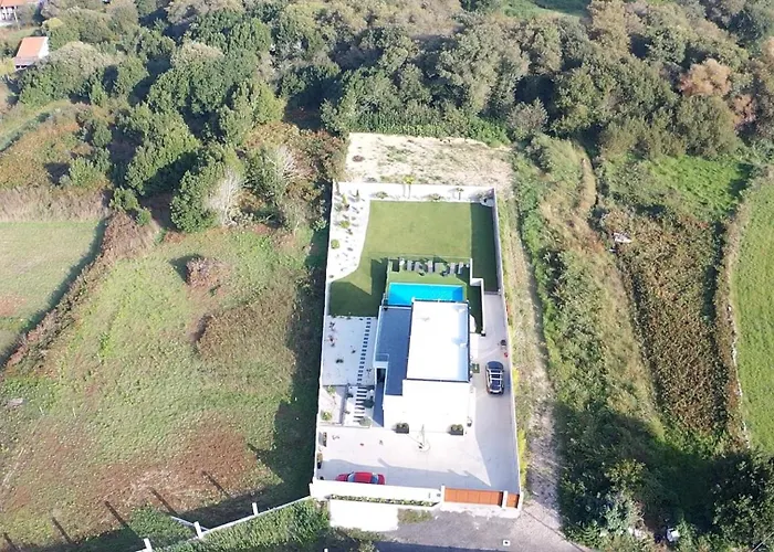 Casa Leiras * O Grove